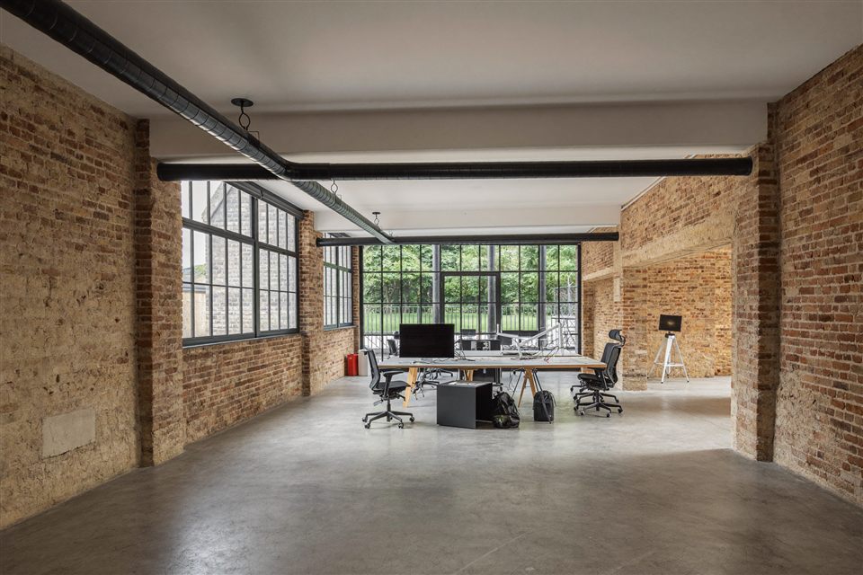 UFER 41 Kreuzberg – Umbau einer 980 m² Loft-Etage